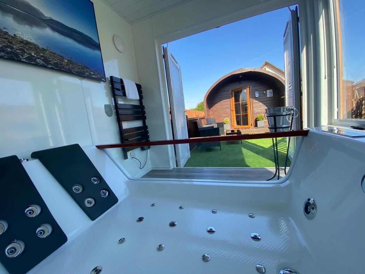 Highland Stays - Ben View Studio Pod & Jacuzzi Bath Fort William Exterior photo